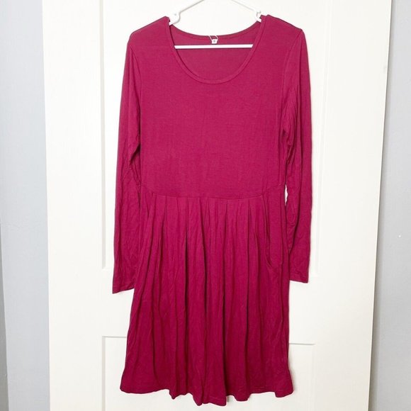 Dresses & Skirts - Women’s / Teen’s Red Dress Size Medium